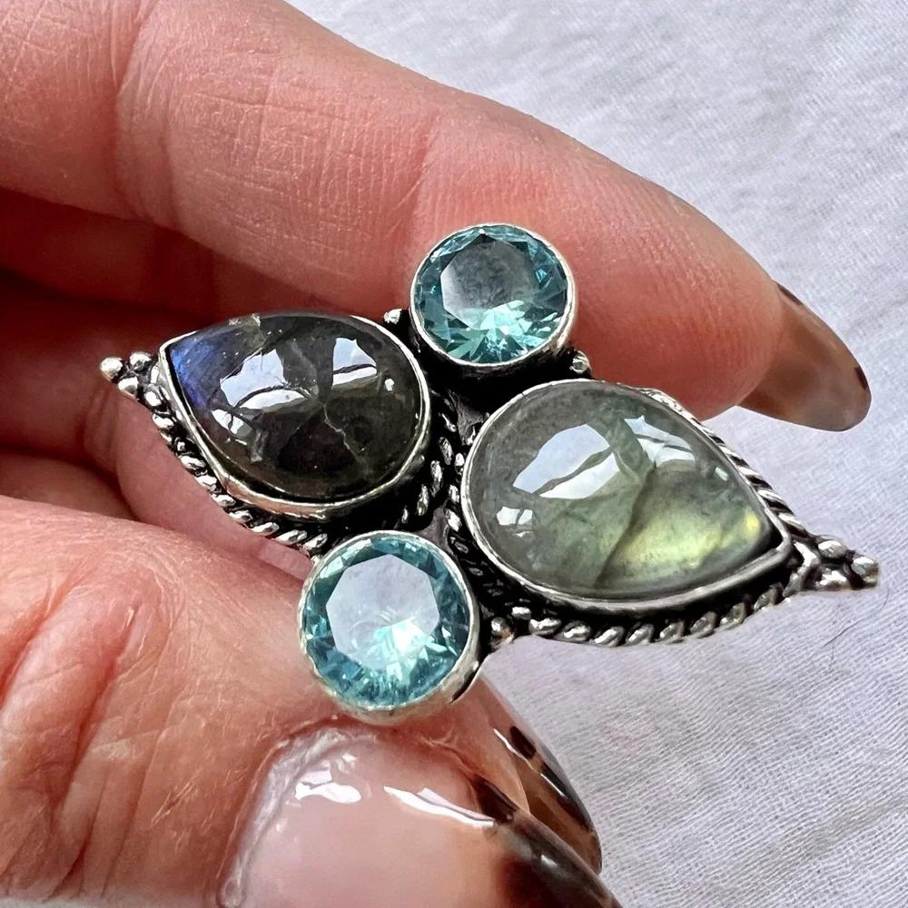925 WOW WOW! Flash Labradorite + Blue Topaz Ring 7.5